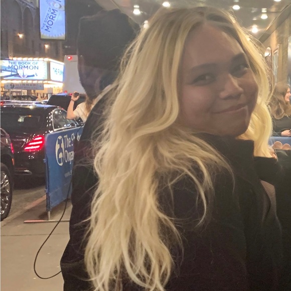 Meet your Posher, Maylu! - Picture 6 of 7